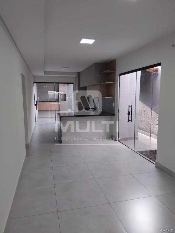 Casa, 3 quartos, 198 m² - Foto 2