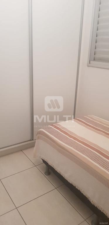 Apartamento à venda com 2 quartos, 60m² - Foto 6
