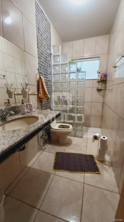 Casa, 5 quartos, 256 m² - Foto 9