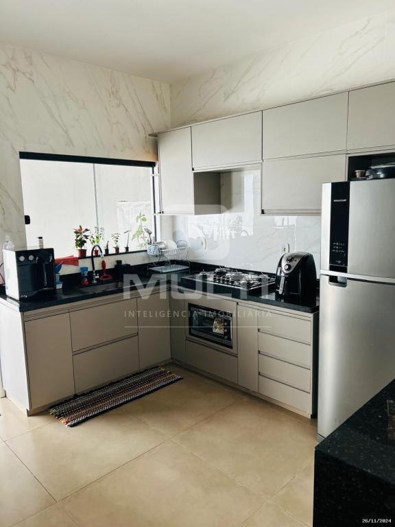 Casa, 3 quartos, 235 m² - Foto 12