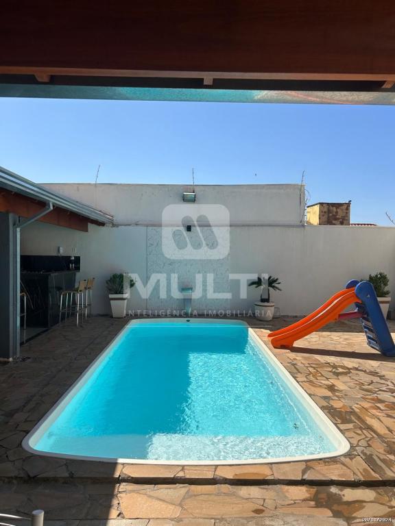 Casa, 3 quartos, 235 m² - Foto 16