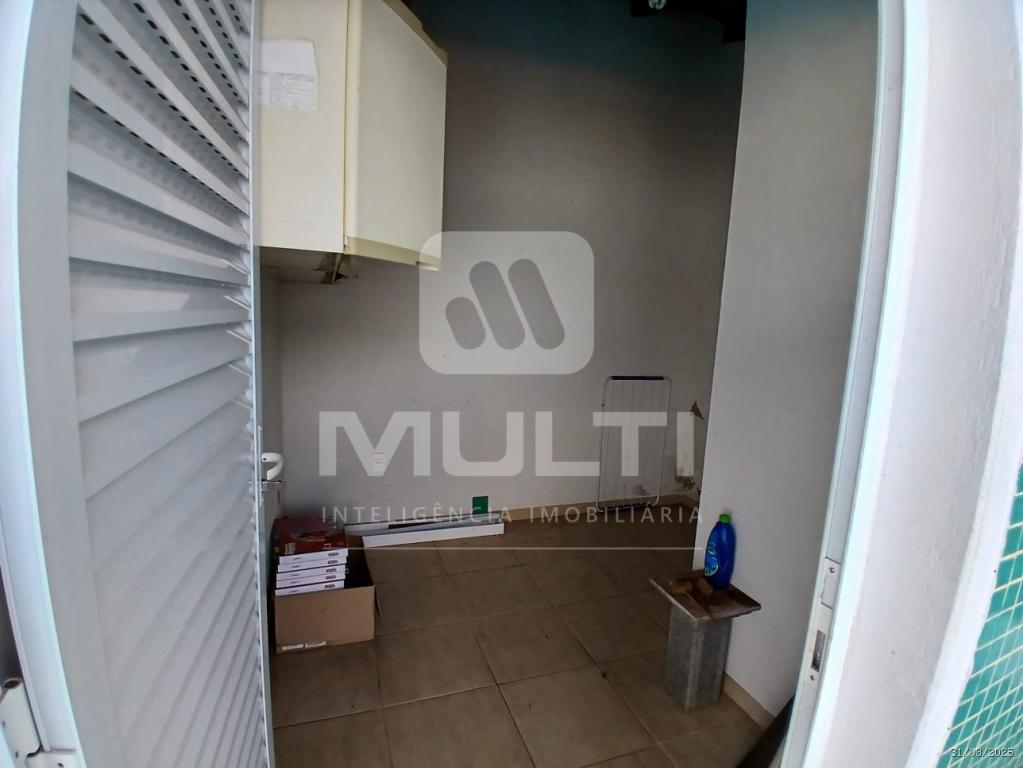 Casa à venda com 3 quartos, 200m² - Foto 16