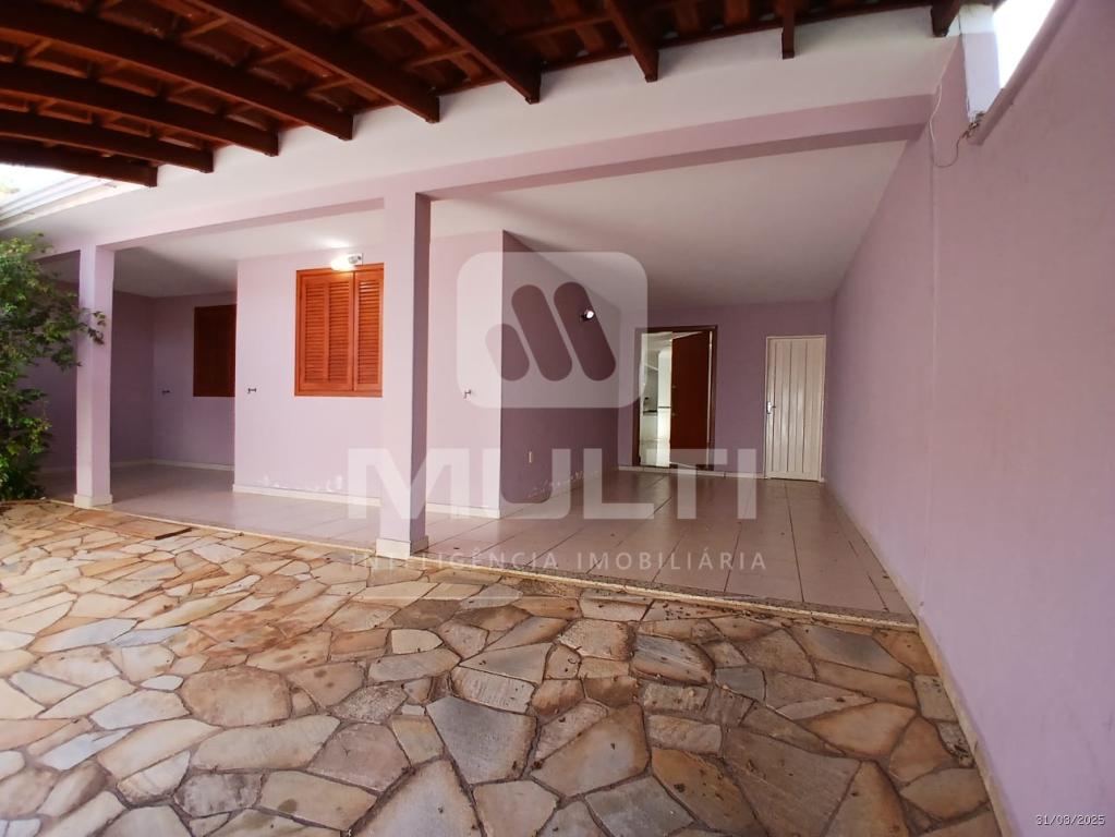 Casa à venda com 3 quartos, 200m² - Foto 18