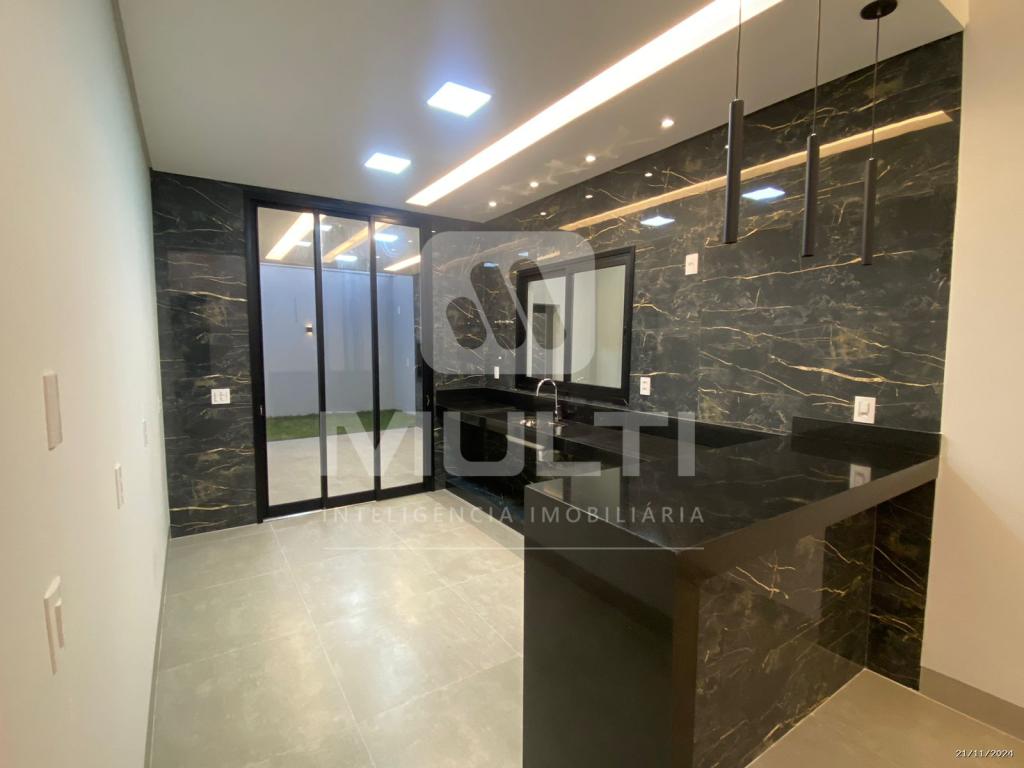 Casa à venda com 3 quartos, 160m² - Foto 3