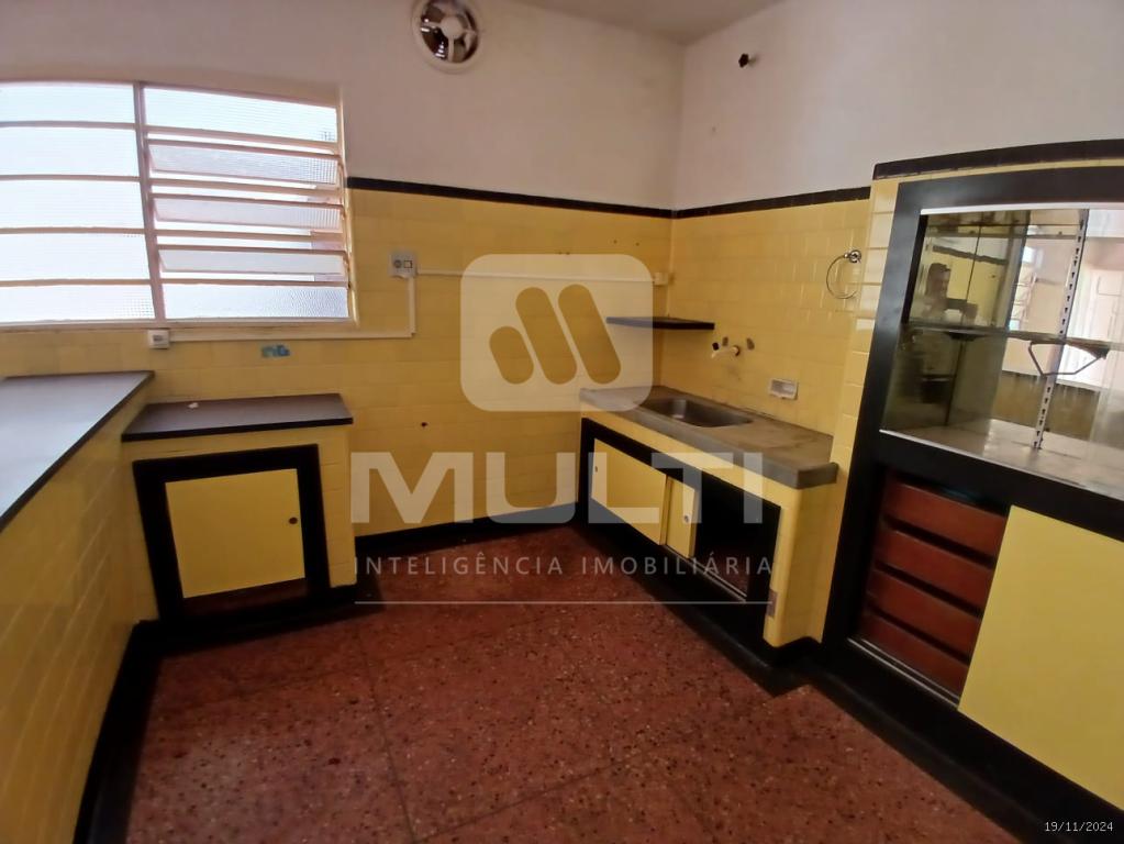 Casa, 6 quartos, 490 m² - Foto 17