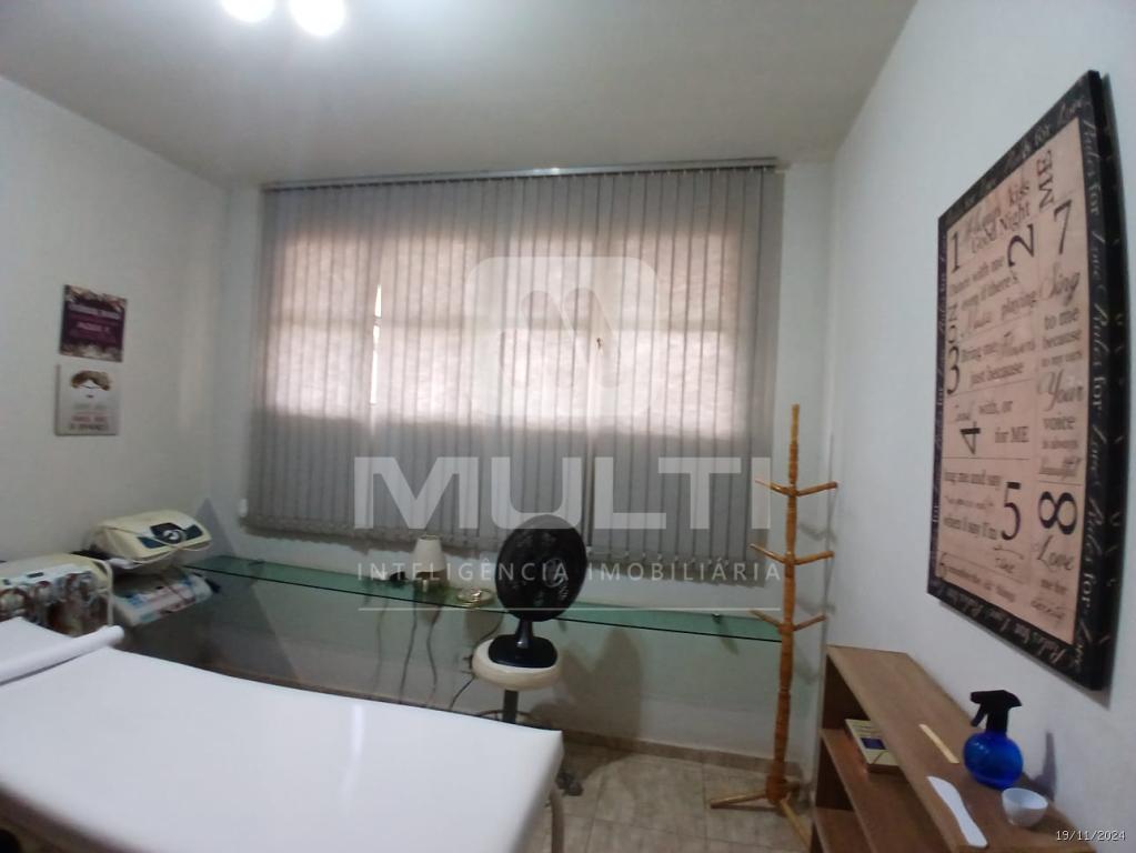 Casa, 6 quartos, 490 m² - Foto 37