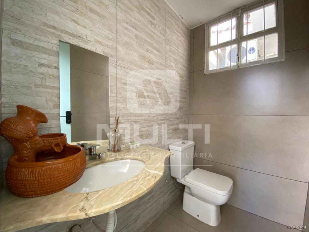 Casa, 3 quartos, 228 m² - Foto 13