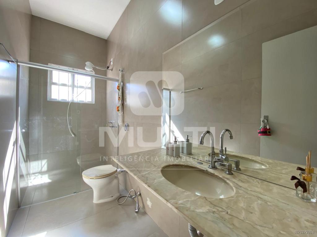 Casa, 3 quartos, 228 m² - Foto 22