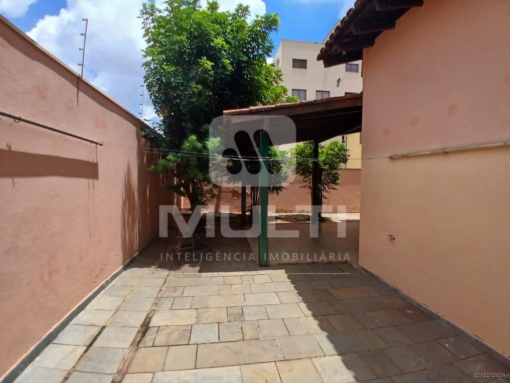 Casa, 3 quartos, 200 m² - Foto 36