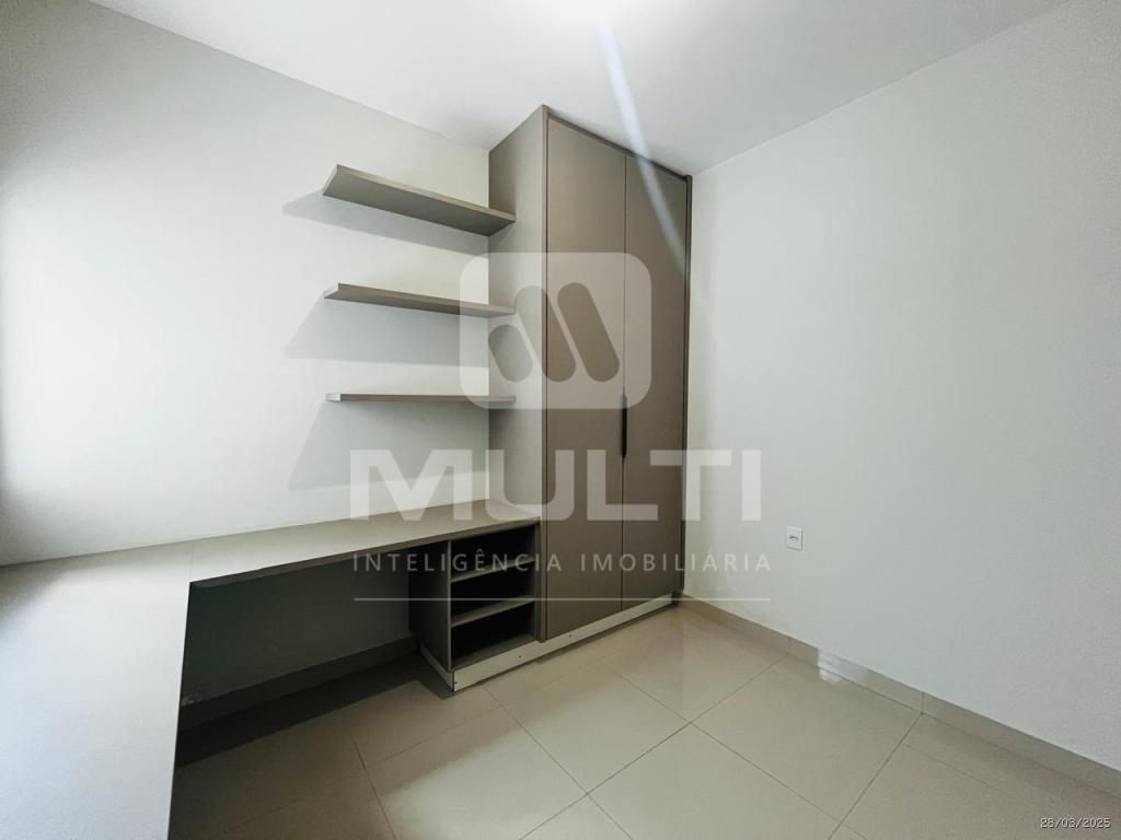 Casa à venda com 2 quartos, 120m² - Foto 7