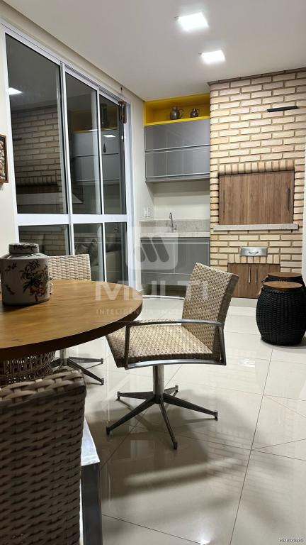Apartamento à venda com 3 quartos, 130m² - Foto 18