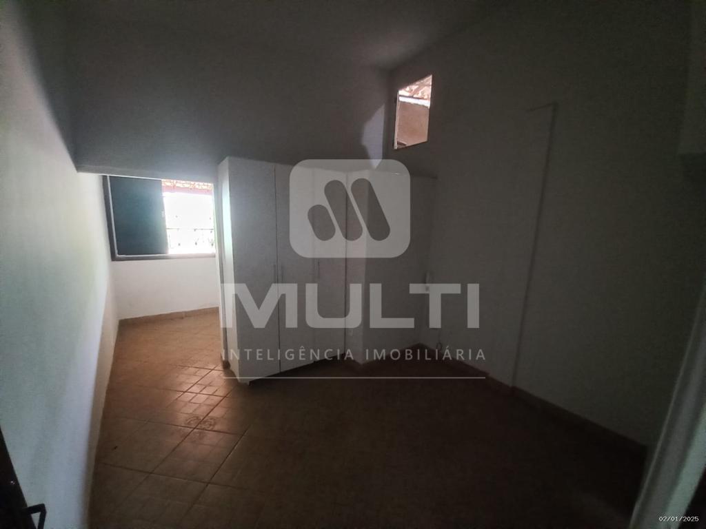 Casa à venda com 4 quartos, 232m² - Foto 8