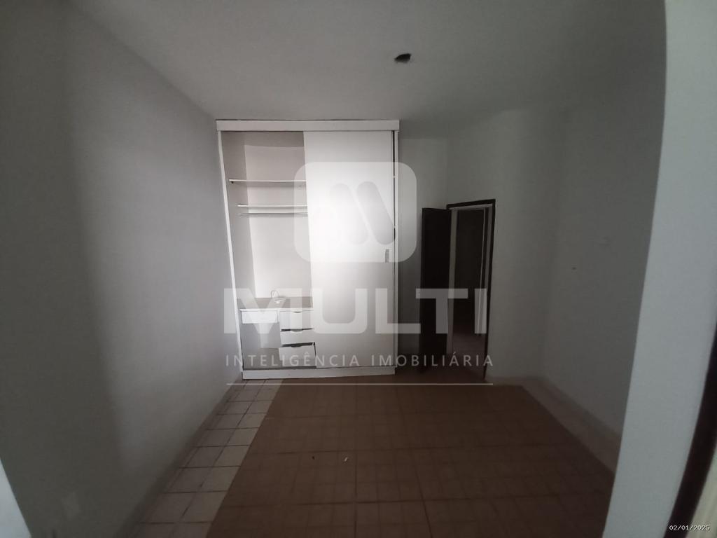 Casa à venda com 4 quartos, 232m² - Foto 10