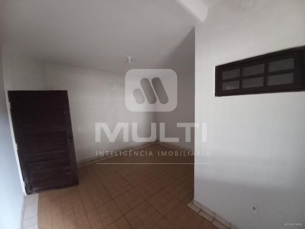 Casa à venda com 4 quartos, 232m² - Foto 12