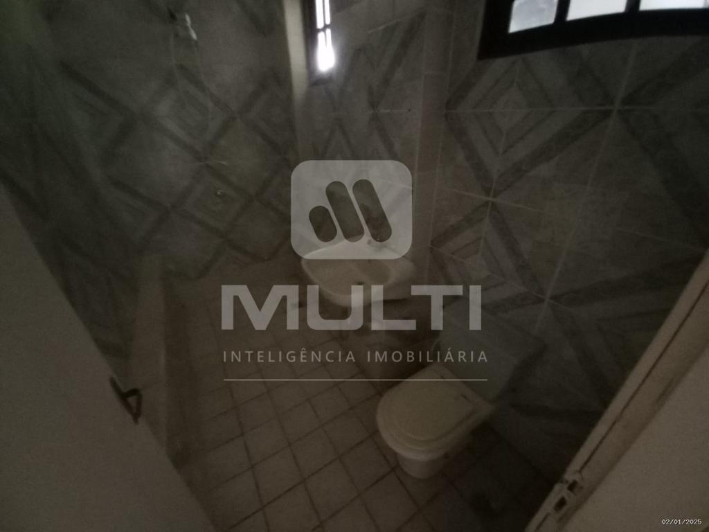 Casa à venda com 4 quartos, 232m² - Foto 15