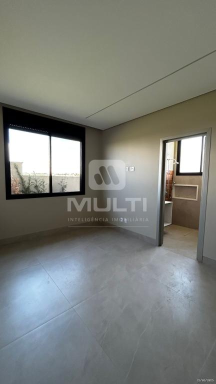 Casa de Condomínio à venda com 3 quartos, 210m² - Foto 9