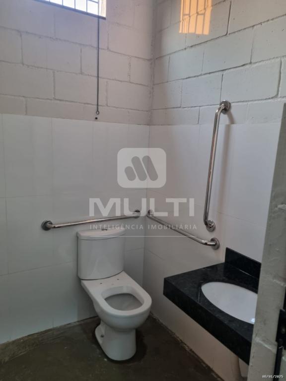 Casa à venda com 1 quarto, 278m² - Foto 6