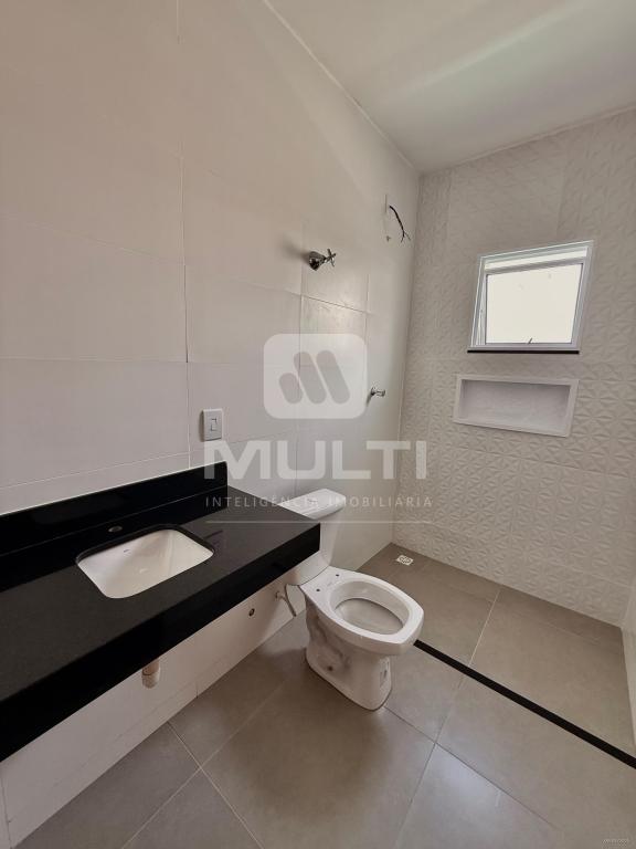 Casa à venda com 4 quartos, 165m² - Foto 8