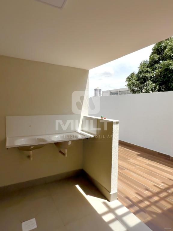Casa à venda com 4 quartos, 165m² - Foto 13