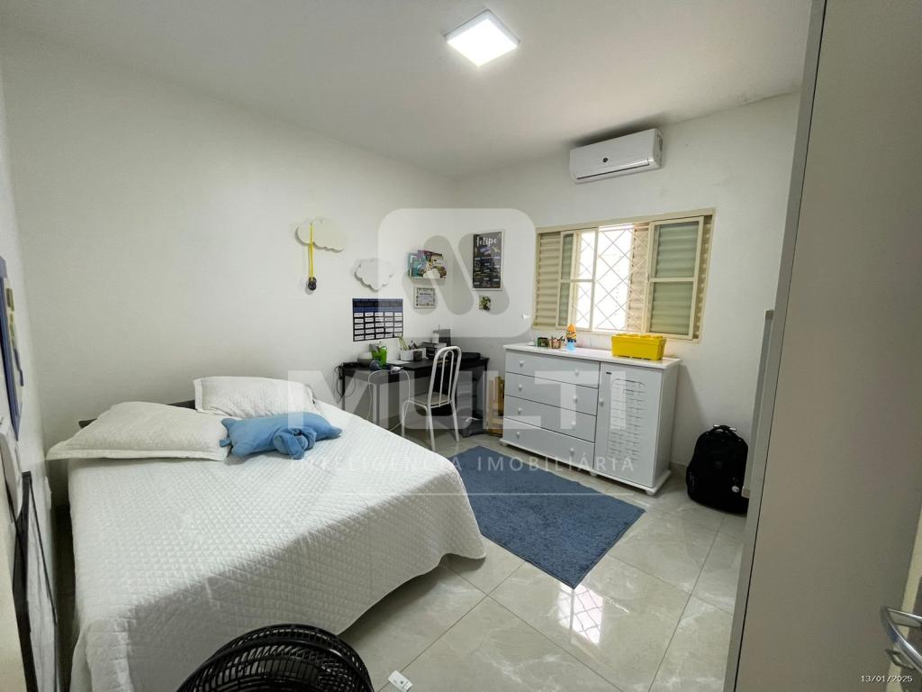 Casa à venda com 3 quartos, 197m² - Foto 12