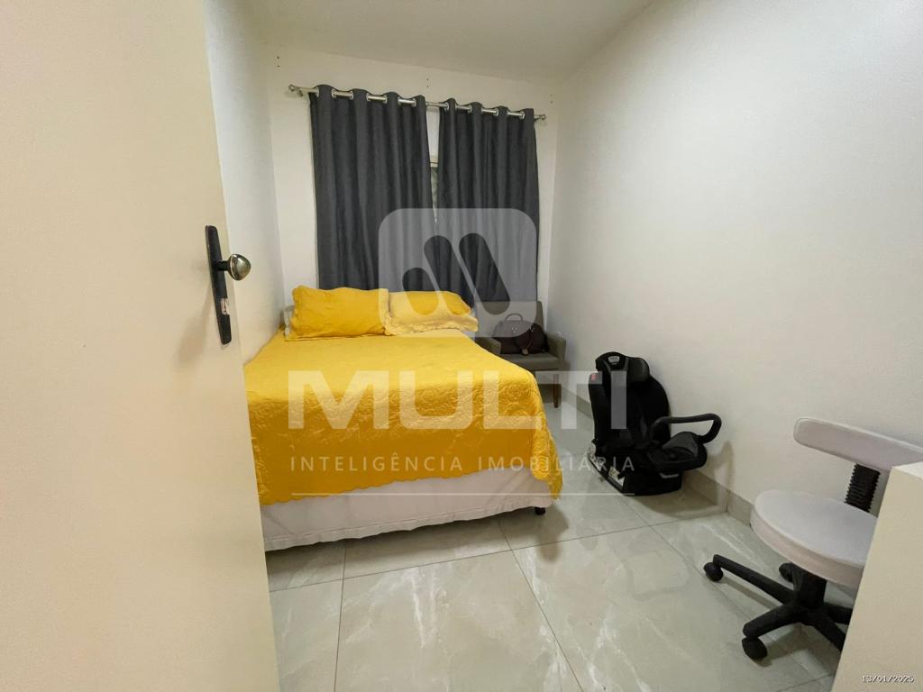 Casa à venda com 3 quartos, 197m² - Foto 13