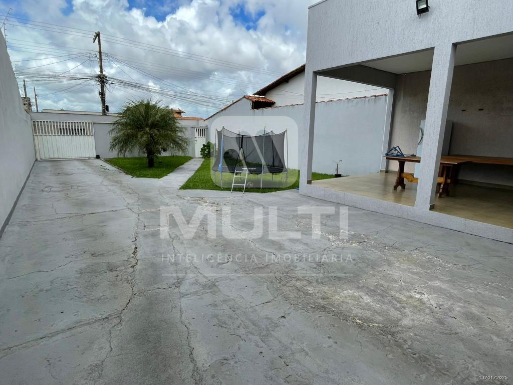 Casa à venda com 3 quartos, 197m² - Foto 17