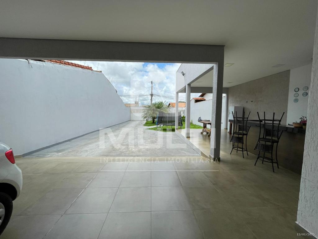 Casa à venda com 3 quartos, 197m² - Foto 18