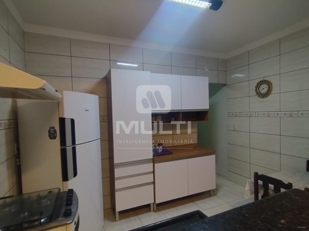 Apartamento à venda com 3 quartos, 70m² - Foto 4