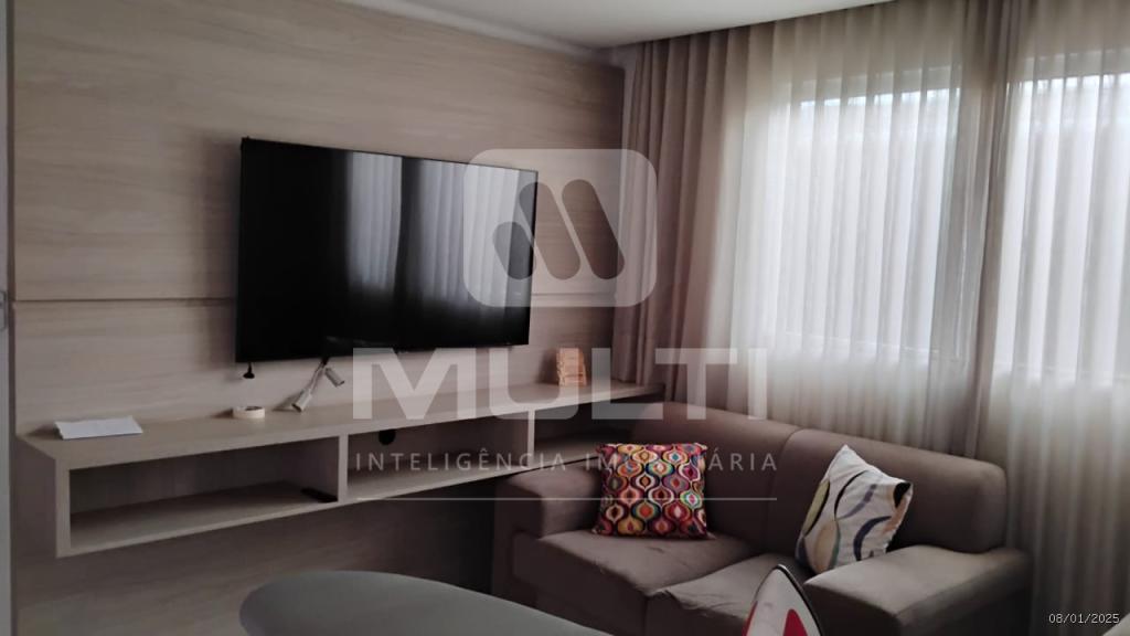 Casa à venda com 2 quartos, 133m² - Foto 1