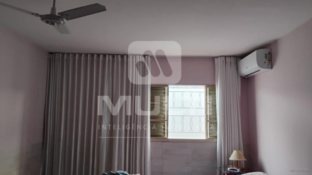 Casa à venda com 2 quartos, 133m² - Foto 9