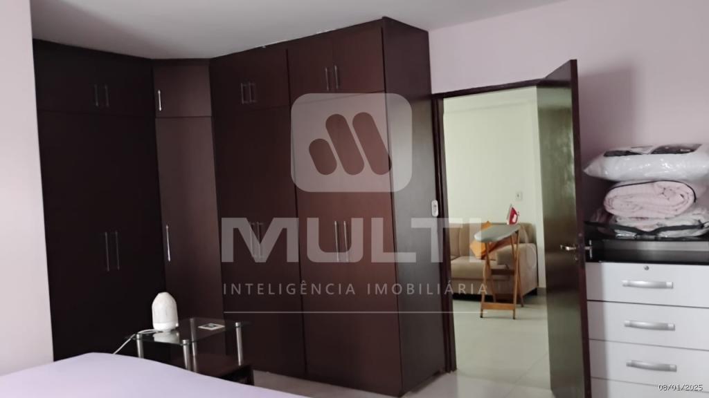 Casa à venda com 2 quartos, 133m² - Foto 10