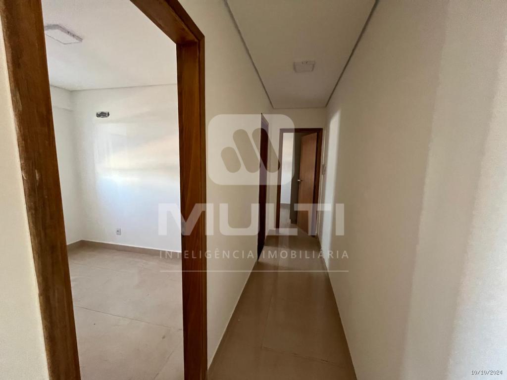 Apartamento à venda com 2 quartos, 57m² - Foto 3