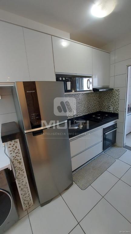 Apartamento à venda com 2 quartos, 55m² - Foto 6