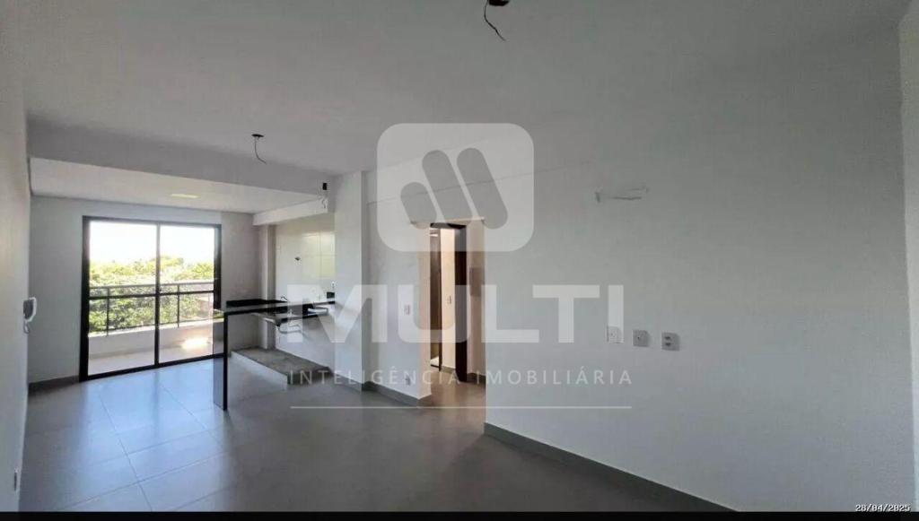 Apartamento à venda com 2 quartos, 62m² - Foto 1