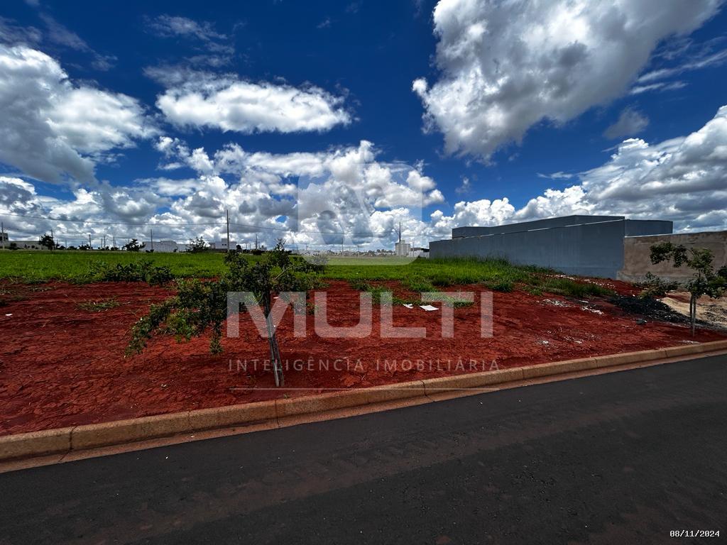 Terreno à venda com 1 quarto - Foto 1