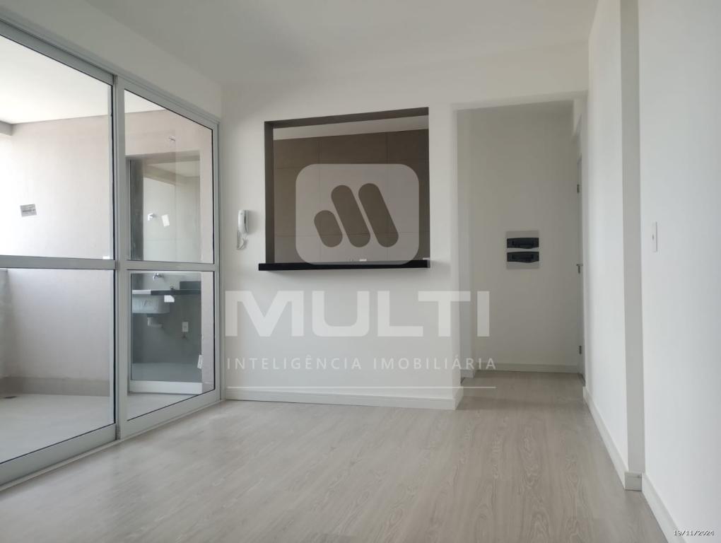 Apartamento à venda com 2 quartos, 66m² - Foto 3