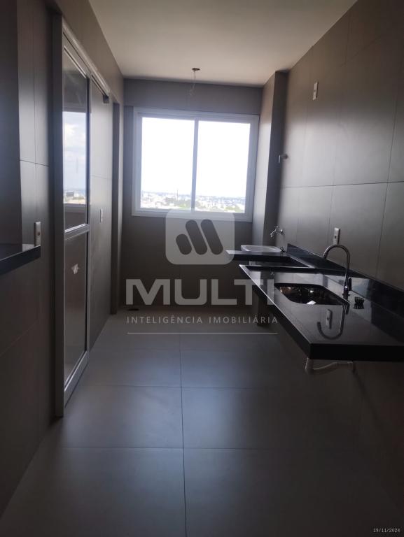 Apartamento à venda com 2 quartos, 66m² - Foto 7