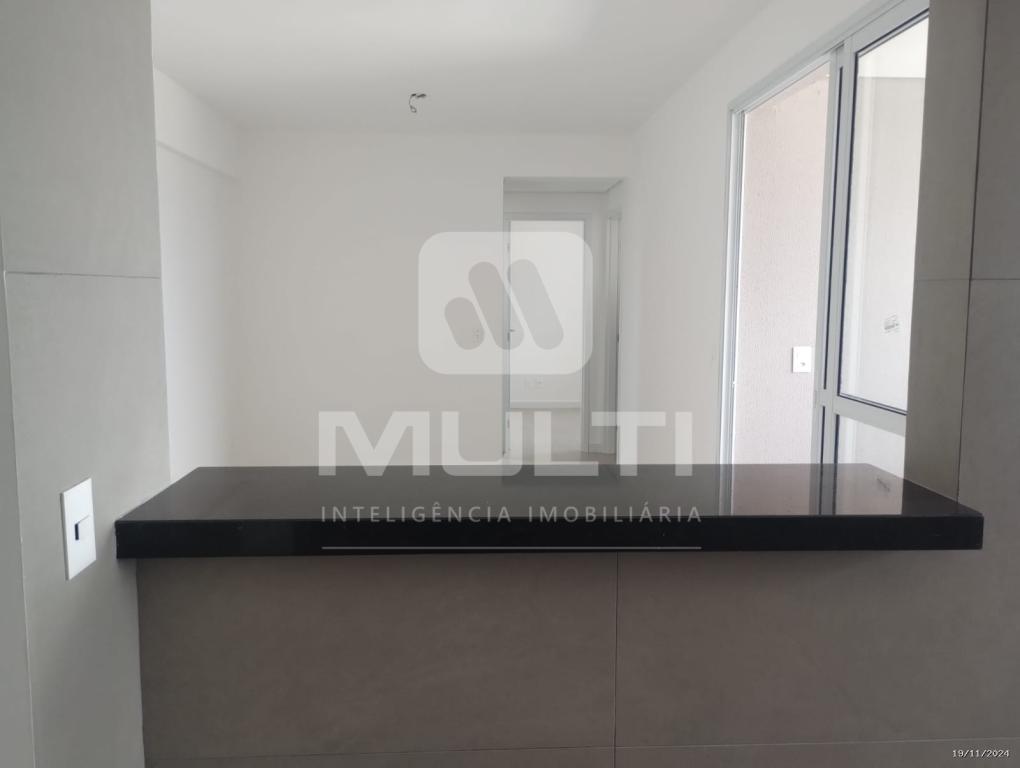 Apartamento à venda com 2 quartos, 66m² - Foto 13