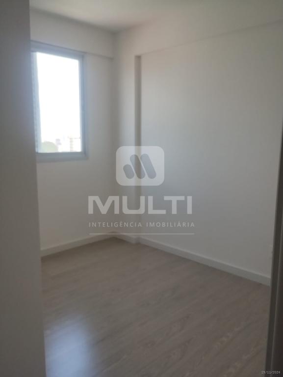 Apartamento à venda com 2 quartos, 66m² - Foto 15