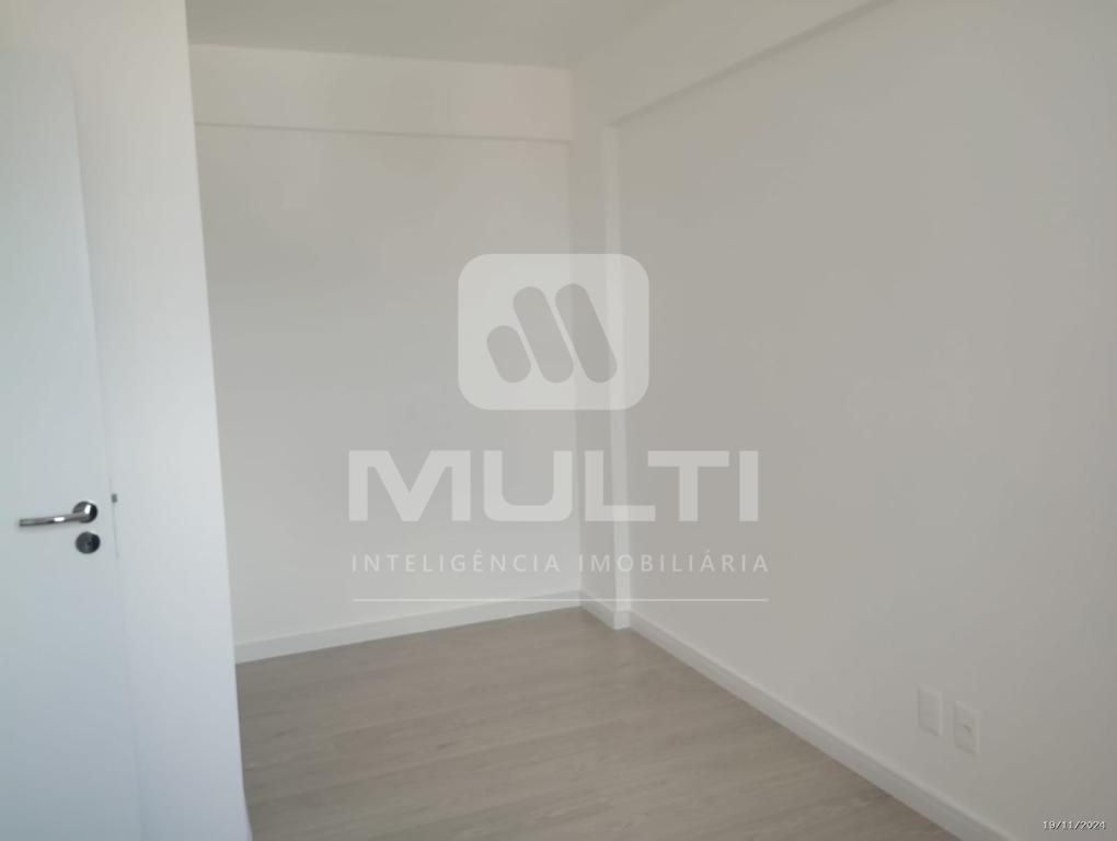 Apartamento à venda com 2 quartos, 66m² - Foto 18