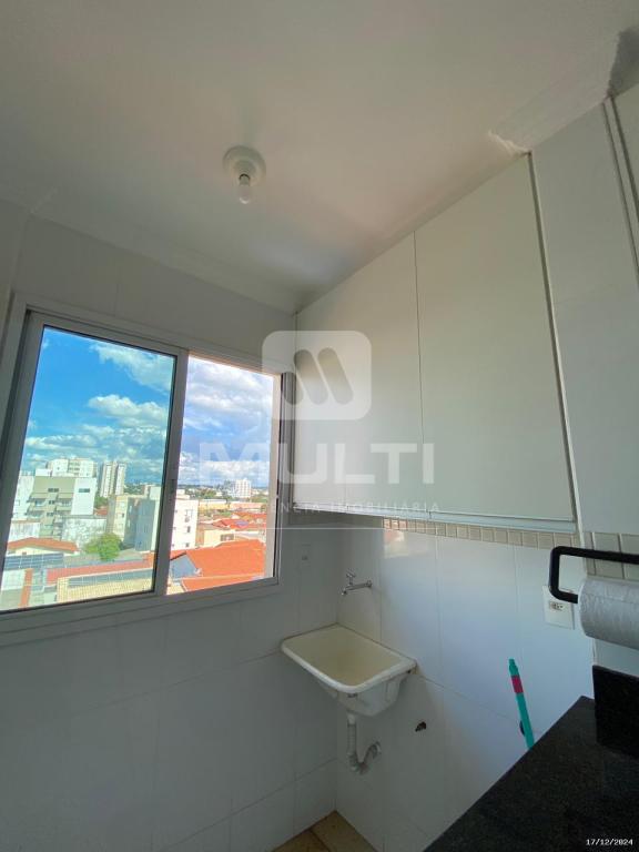 Apartamento à venda com 3 quartos, 85m² - Foto 3