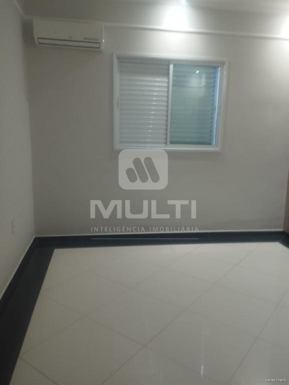Casa à venda com 3 quartos, 193m² - Foto 6
