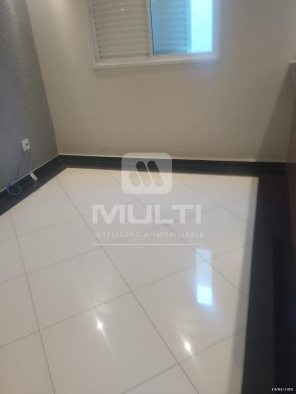 Casa à venda com 3 quartos, 193m² - Foto 9