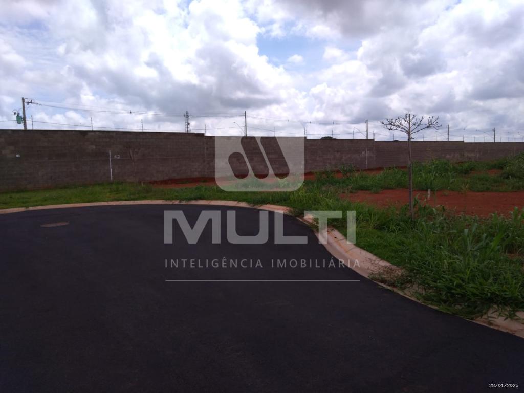 Terreno, 323 m² - Foto 3