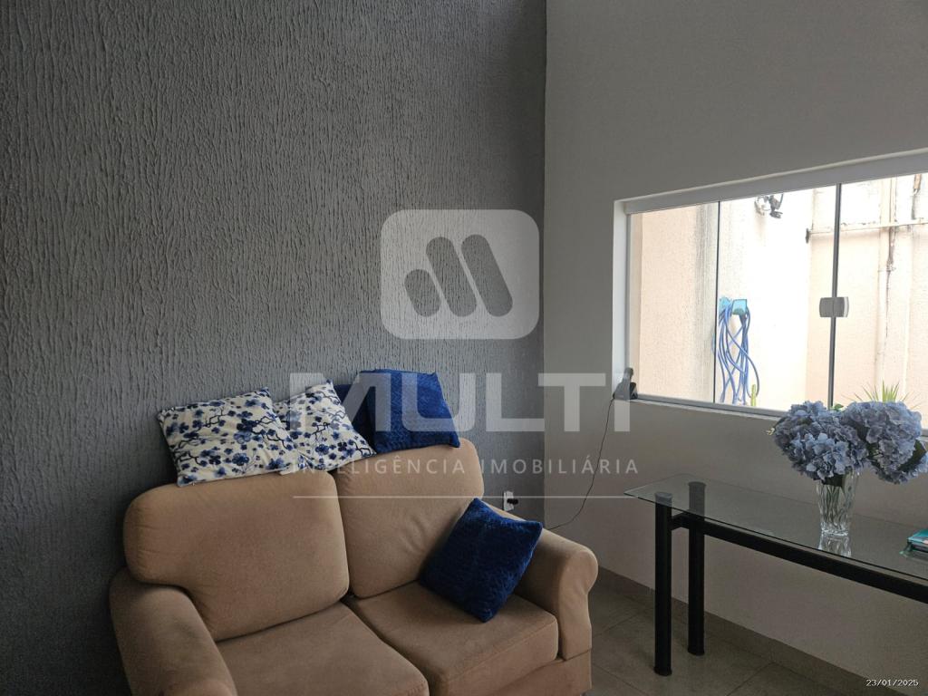 Casa à venda com 3 quartos, 190m² - Foto 6