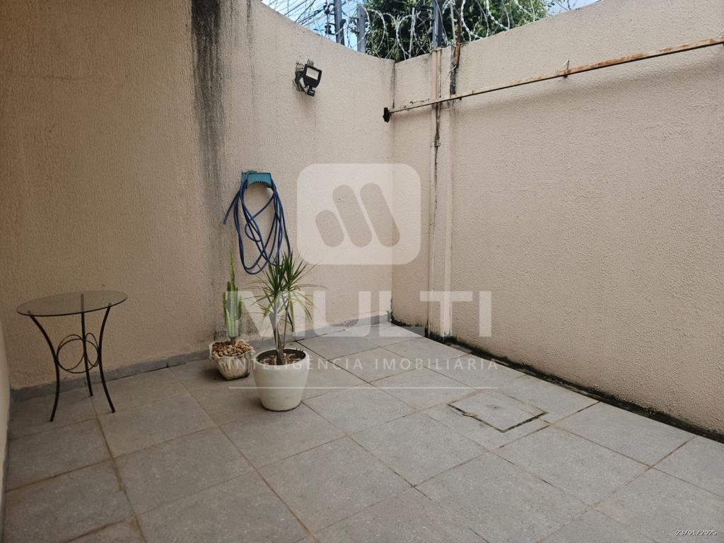 Casa à venda com 3 quartos, 190m² - Foto 25