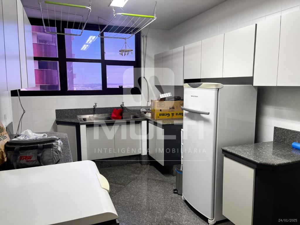 Apartamento à venda com 4 quartos, 426m² - Foto 16
