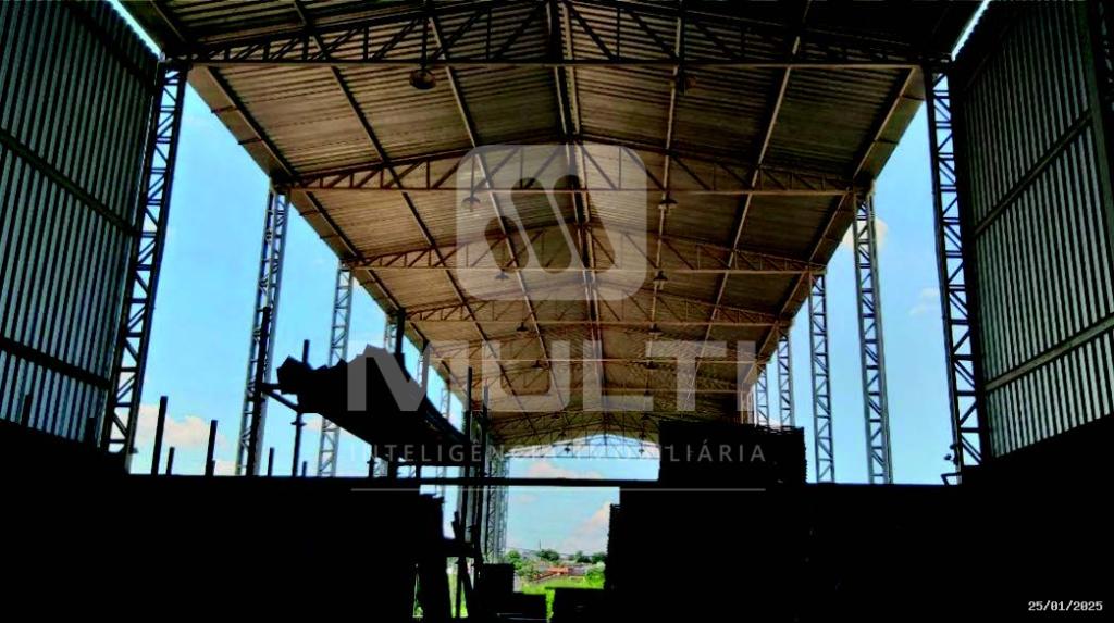 Depósito-Galpão-Armazém à venda com 1 quarto, 1080m² - Foto 2