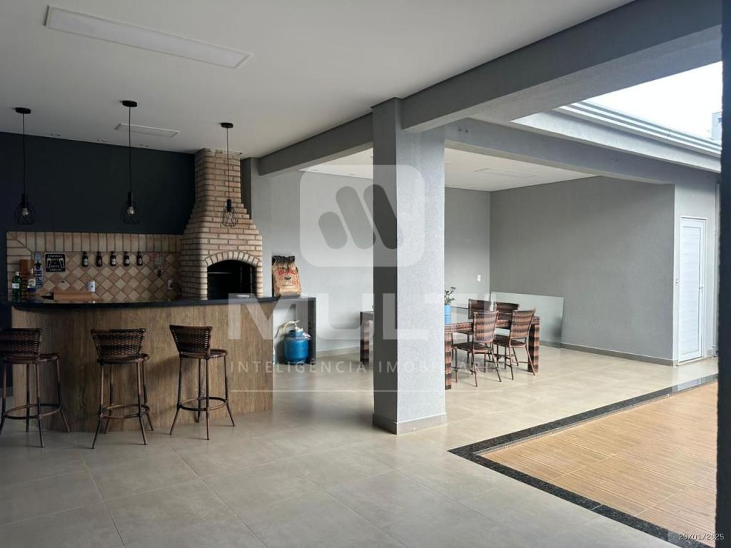 Casa à venda com 3 quartos, 256m² - Foto 7