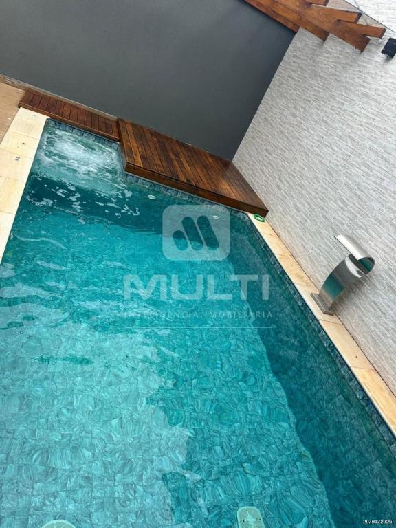 Casa à venda com 3 quartos, 256m² - Foto 9
